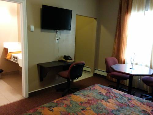 Imagen de la habitación del Hotel Bonnyville. Foto 6