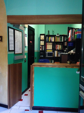 Imagen de los interiores del Hotel Bonola. Foto 14