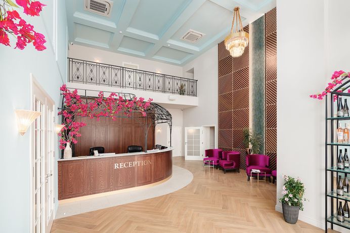 Imagen de los interiores del Hotel Bononia Estate Winery and Resort. Foto 17