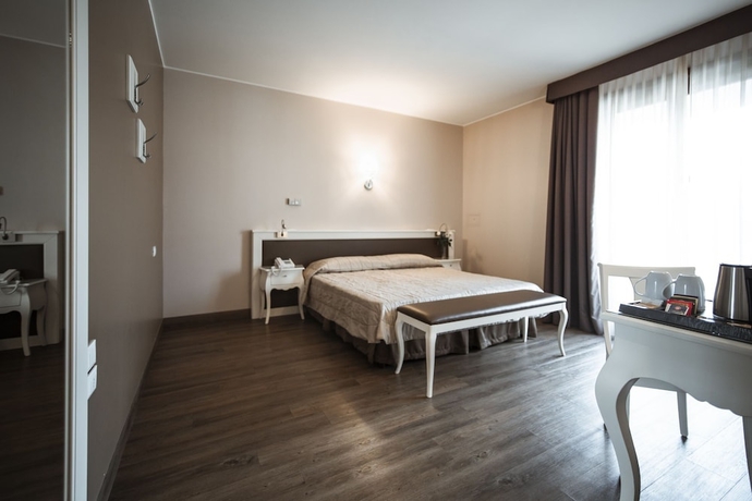 Imagen de la habitación del Hotel Bonotto Belvedere. Foto 6