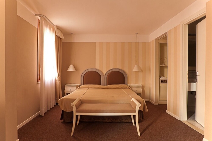 Imagen de la habitación del Hotel Bonotto Belvedere. Foto 15