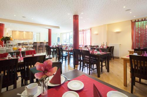 Imagen del bar/restaurante del Hotel Bonprix. Foto 3