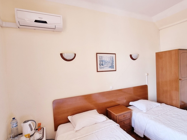 Imagen de la habitación del Hotel Bons Dias. Foto 8