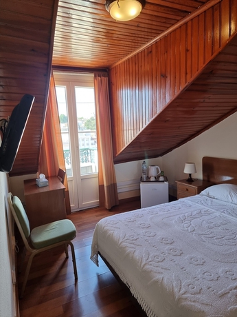 Imagen de la habitación del Hotel Bons Dias. Foto 13