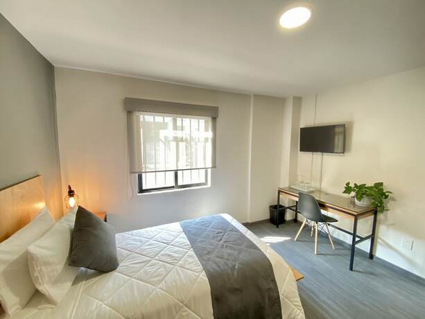 Imagen de la habitación del Hotel Bonsai Second Home. Foto 11