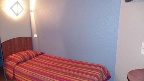 Imagen de la habitación del Hotel Bonsa&iuml; Orleans. Foto 9