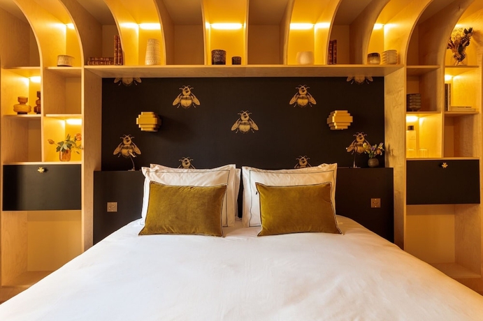 Imagen de la habitación del Hotel Bonsoir Madame. Foto 4