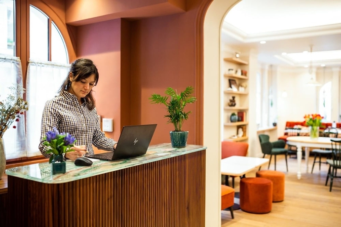 Imagen de los interiores del Hotel Bonsoir Madame. Foto 19