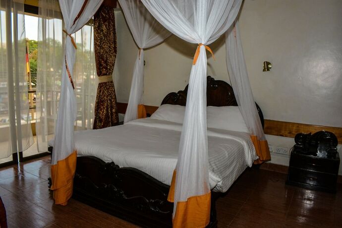 Imagen de la habitación del Hotel Bontana. Foto 6