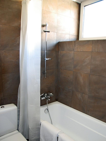 Imagen general del Hotel Bontiak. Foto 5