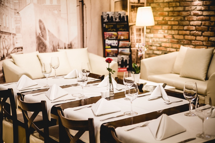 Imagen del bar/restaurante del Hotel Bonum. Foto 5