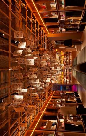 Imagen de los interiores del Hotel Book And Bed Tokyo Shinjuku. Foto 19