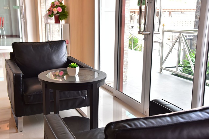 Imagen de los interiores del Hotel Book Place. Foto 11