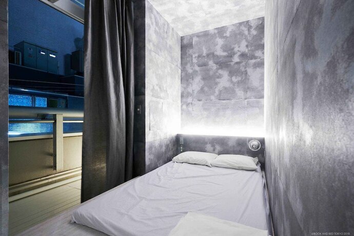 Imagen de la habitación del Hotel Book and Bed Tokyo Shinsaibashi - Hostel. Foto 18