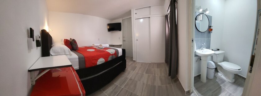 Imagen de la habitación del Hotel Book and Sleep 44. Foto 14