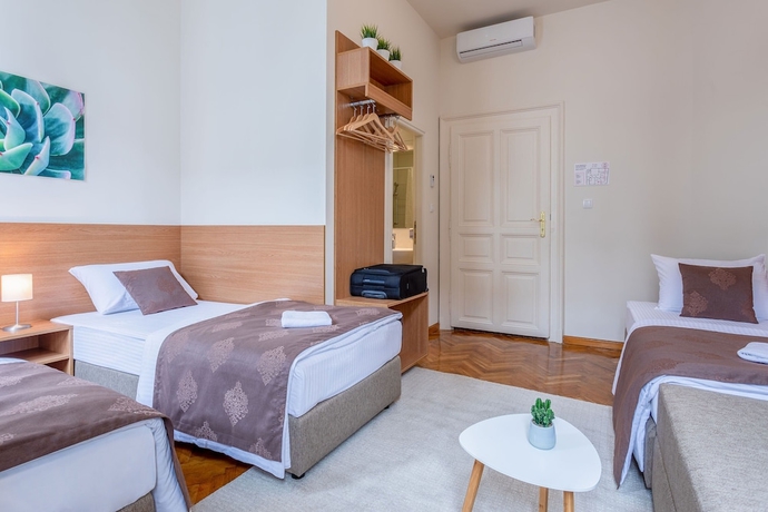 Imagen de la habitación del Hotel Booking BnB. Foto 3