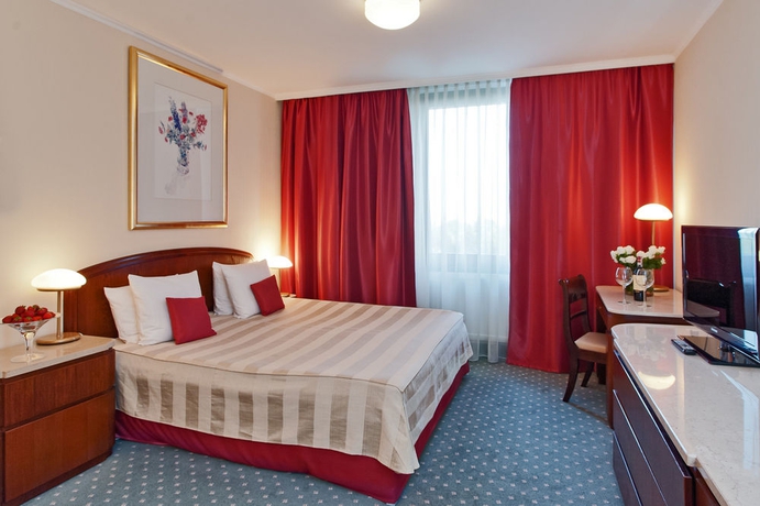 Imagen de la habitación del Hotel Booking and Spa. Foto 8