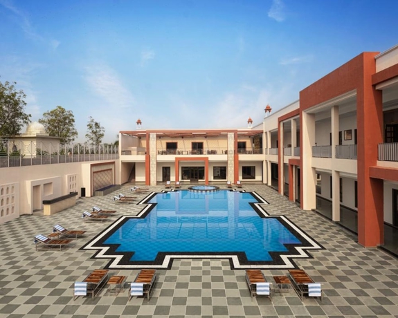 Imagen de la piscina del Hotel Bookmark Resort Jogi Mahal Ranthambore. Foto 14