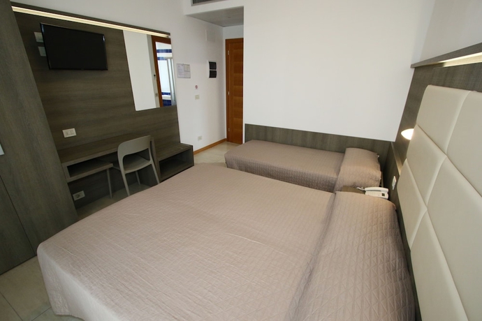 Imagen de la habitación del Hotel Boom. Foto 13