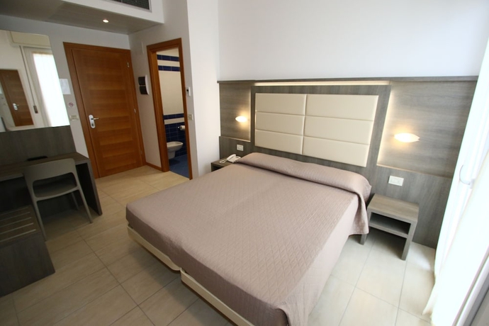 Imagen de la habitación del Hotel Boom. Foto 16