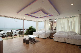 Imagen general del Hotel Boomerang Beach Resort. Foto 15