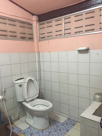 Imagen de la habitación del Hotel Boondee House. Foto 11
