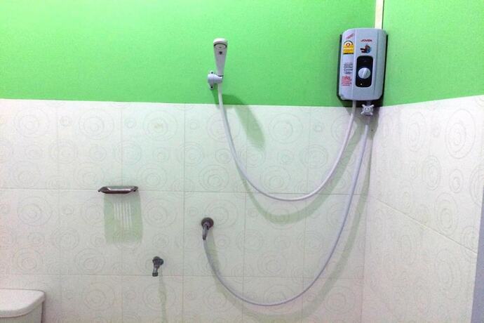 Imagen general del Hotel Boonto Town. Foto 8