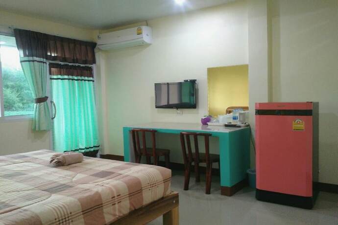 Imagen general del Hotel Boonto Town. Foto 12