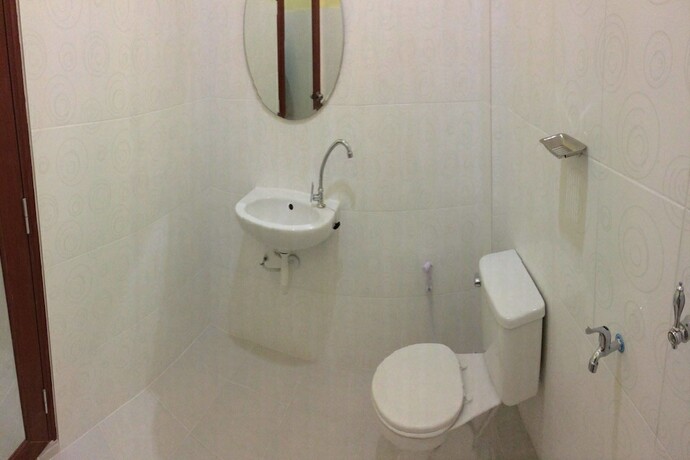 Imagen general del Hotel Boonto Town. Foto 13