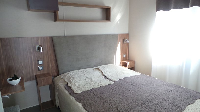 Imagen de la habitación del Hotel Boost Locamobil 17 Bonne Anse Plage. Foto 8