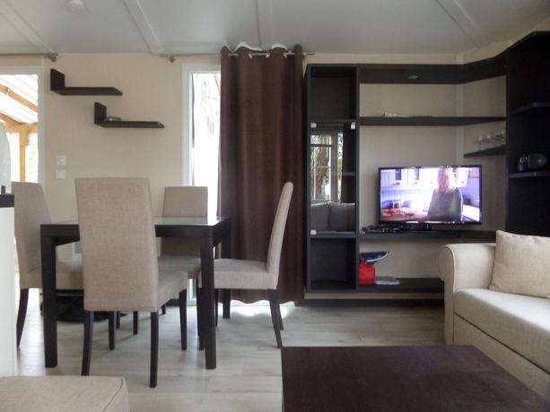 Imagen de la habitación del Hotel Boost Locamobil 17 Bonne Anse Plage. Foto 19