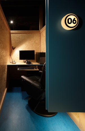 Imagen de la habitación del Hotel Booth Net Cafe and Capsule. Foto 9