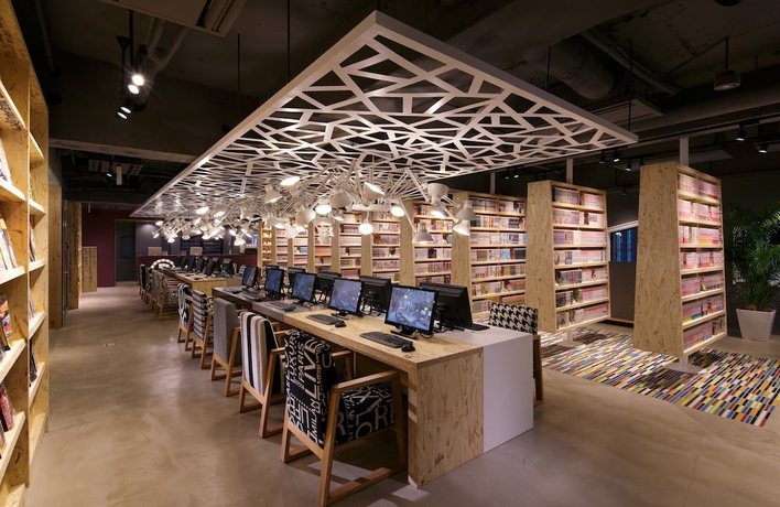 Imagen de los interiores del Hotel Booth Net Cafe and Capsule. Foto 15