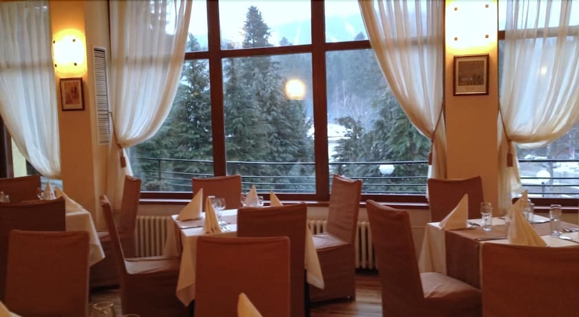 Imagen del bar/restaurante del Hotel Bor, Borovets. Foto 2