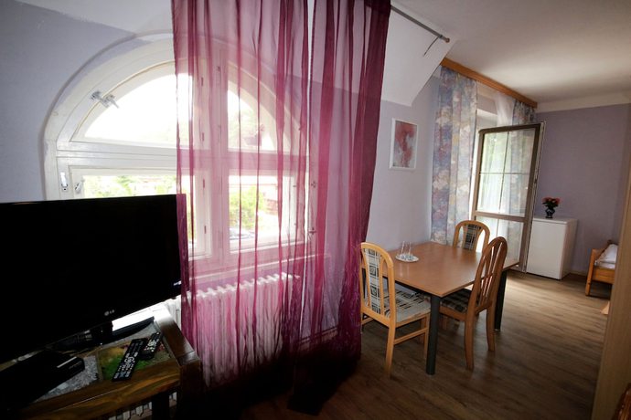 Imagen de la habitación del Hotel Bor, Lhota. Foto 20