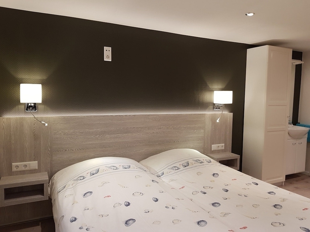 Imagen de la habitación del Hotel Bor Scheveningen. Foto 11