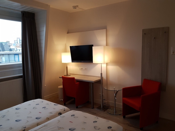 Imagen de la habitación del Hotel Bor Scheveningen. Foto 13