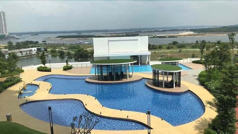 Imagen de la piscina del Hotel Bora Apartment - Danga Bay. Foto 12
