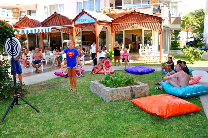 Imagen de los exteriores del Hotel Bora Bora Butik. Foto 14