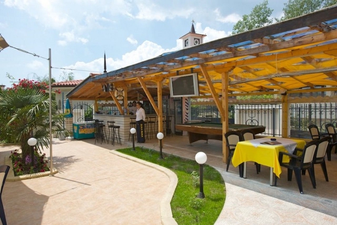 Imagen general del Hotel Bora Bora. Foto 12