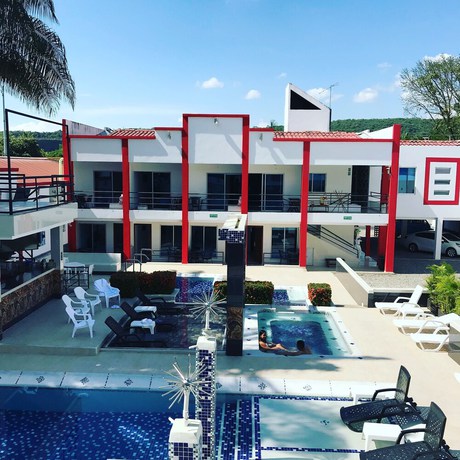 Imagen de la piscina del Hotel Bora Bora Spa - Adults Only. Foto 20