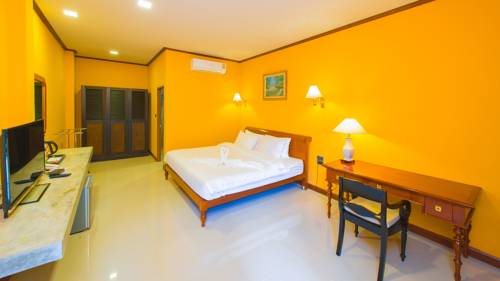 Imagen de la habitación del Hotel Bora Bora Villa Phuket. Foto 10