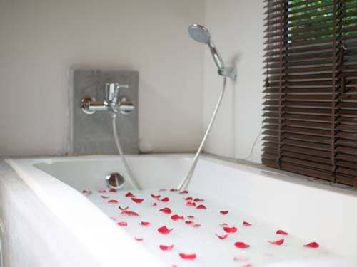 Imagen de la habitación del Hotel Bora Bora Villa Phuket. Foto 13