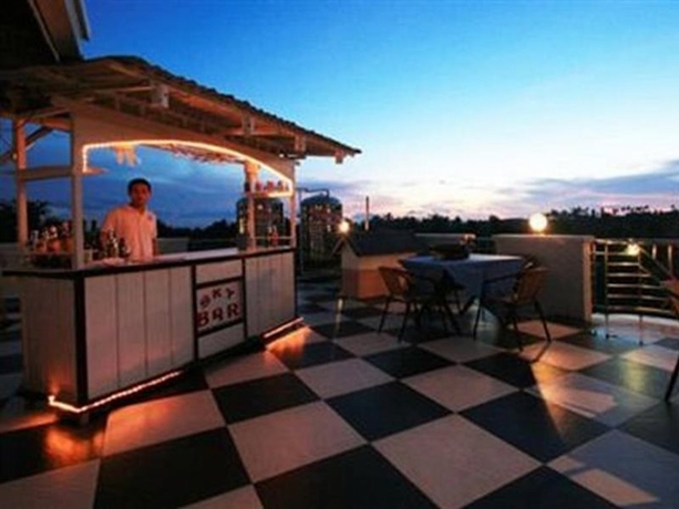 Imagen general del Hotel Bora Sky. Foto 15