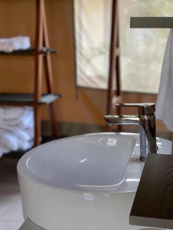 Imagen general del Hotel Borabora Luxury Tented Camp. Foto 9