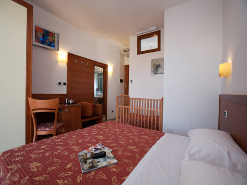 Imagen de la habitación del Hotel Boracay. Foto 7