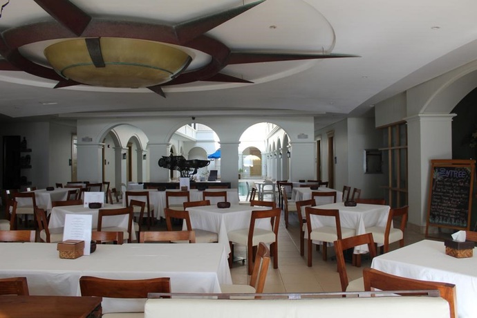 Imagen del bar/restaurante del Hotel Boracay Sands. Foto 5