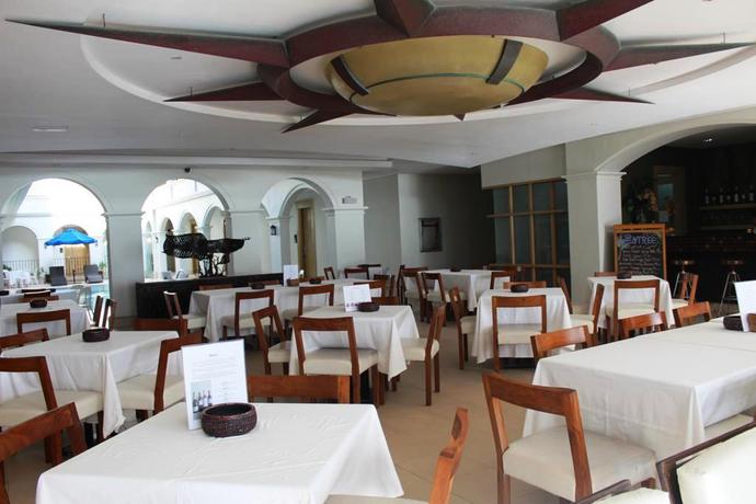Imagen del bar/restaurante del Hotel Boracay Sands. Foto 7