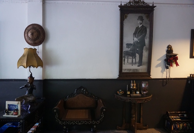 Imagen de los interiores del Hotel Borarn House. Foto 19