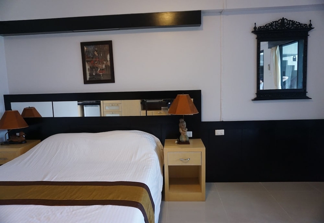 Imagen de la habitación del Hotel Borarn House. Foto 7